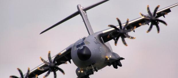 El A400M ha tenido retrocesos a lo largo de los años, el más grave fue un accidente durante un vuelo de prueba en España en 2015 El A400M ha tenido retrocesos a lo largo de los años, el más grave fue un accidente durante un vuelo de prueba en España en 2015