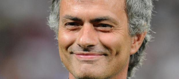 Mercato : Mourinho se moque ouvertement de Manchester City Foot ... - footlegende.fr Mercato : Mourinho se moque ouvertement de Manchester City Foot ... - footlegende.fr