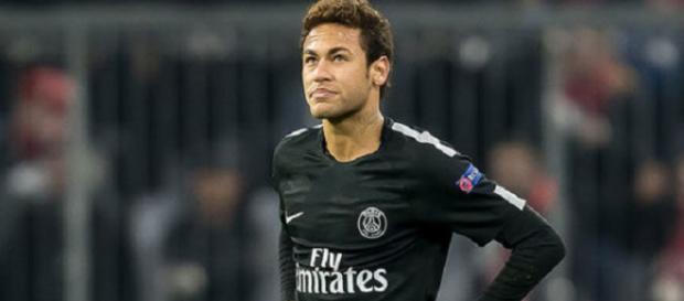 Neymar não se destacou no grande jogo Neymar não se destacou no grande jogo