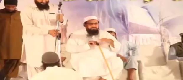 Sayeed Hafiz accuses Pakistan to bowing to Indian and US pressure. (Image Credit: PakiTv/Youtube screencap) Sayeed Hafiz accuses Pakistan to bowing to Indian and US pressure. (Image Credit: PakiTv/Youtube screencap)