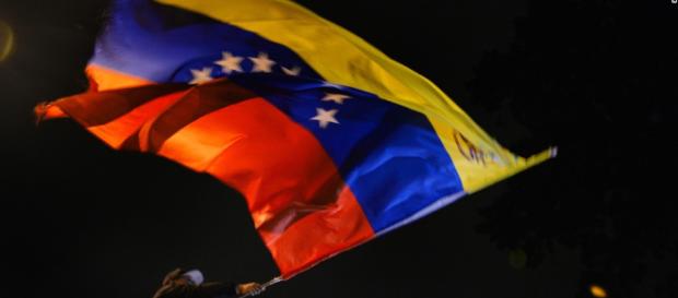 Venezuela has less than $10 billion -- lowest reserves in over 20 ... - cnn.com Venezuela has less than $10 billion -- lowest reserves in over 20 ... - cnn.com