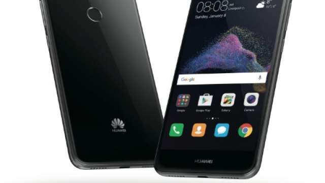 Huawei P8 Lite (2017), polemiche sull'azienda cinese