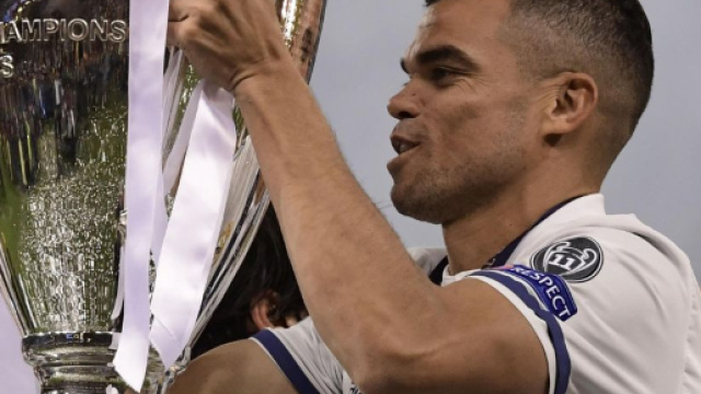 Le Paris Saint-Germain est-il prêt à recruter le défenseur Pepe ?