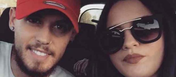 Cassandra, la supposée copine de Steven en couple depuis deux ans, répond aux accusations Cassandra, la supposée copine de Steven en couple depuis deux ans, répond aux accusations