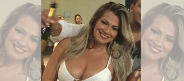 Foto ousada de Fani Pacheco ganha elogios dos internautas Foto ousada de Fani Pacheco ganha elogios dos internautas