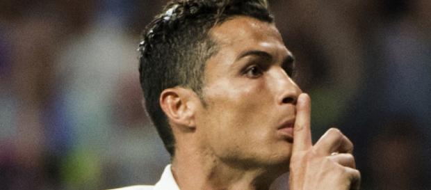 Mercato : Ronaldo réclame un joueur du PSG ! Mercato : Ronaldo réclame un joueur du PSG !