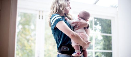 Why can we not learn to embrace and accept the postpartum body? - image slendertone.com