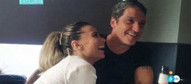 Maria Lapiedra y Gustavo González en la intimidad. Maria Lapiedra y Gustavo González en la intimidad.