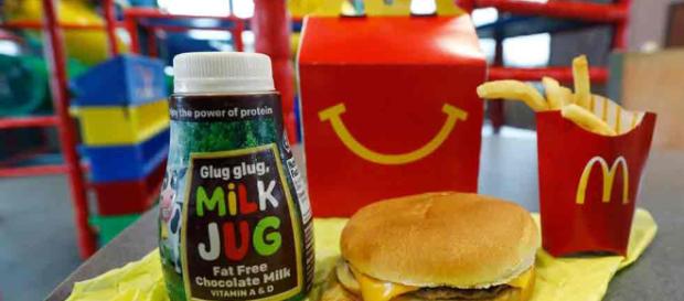 Quita McDonald's productos de su Happy Meal | Economia - diario.mx Quita McDonald's productos de su Happy Meal | Economia - diario.mx