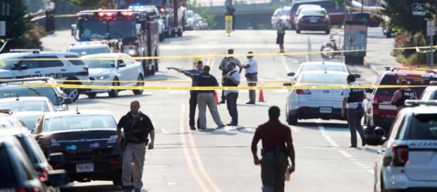 Tiroteo en escuela de Washington deja un muerto y varios heridos Tiroteo en escuela de Washington deja un muerto y varios heridos