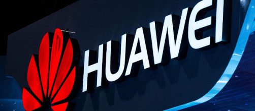 Huawei P20 Lite: anche i primi scatti rubati confermano notch e ... - androidworld.it