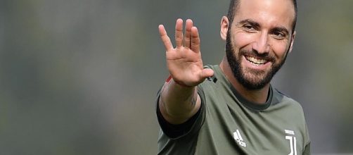 Infortunio Higuain, comunicato UFFICIALE della Juve: ecco i tempi ... - ilbianconero.com