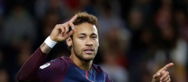 El crack brasileño piensa cortar cabezas de cara al a próxima temporada El crack brasileño piensa cortar cabezas de cara al a próxima temporada