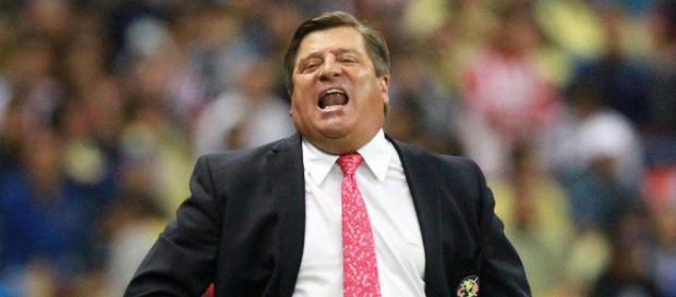 Miguel Herrera tuvo que descartar a dos jugadores como cada semana. Miguel Herrera tuvo que descartar a dos jugadores como cada semana.