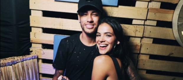 Neymar e sua namorada Bruna Marquezine Neymar e sua namorada Bruna Marquezine