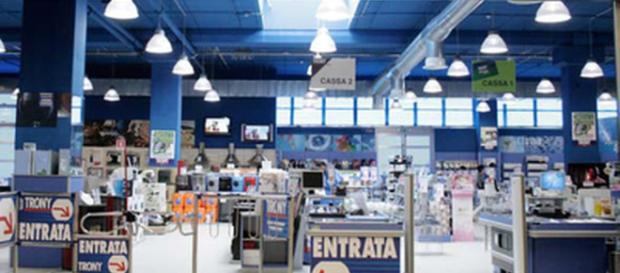 Trony, crisi per i lavoratori e per i dipendenti: ecco cosa sta succedendo Trony, crisi per i lavoratori e per i dipendenti: ecco cosa sta succedendo