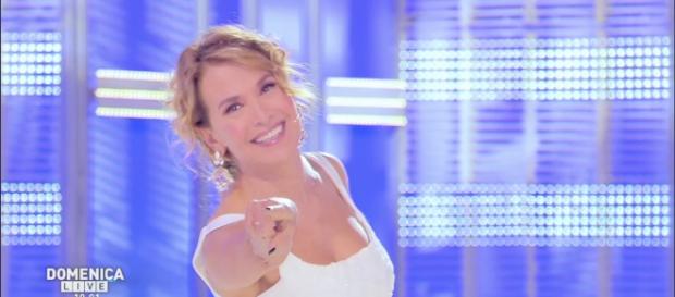 Ascolti tv 18 febbraio 2018: record d'Urso Ascolti tv 18 febbraio 2018: record d'Urso