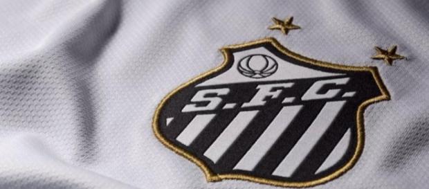 Santos terá roupa nova a partir do mês que vem Santos terá roupa nova a partir do mês que vem