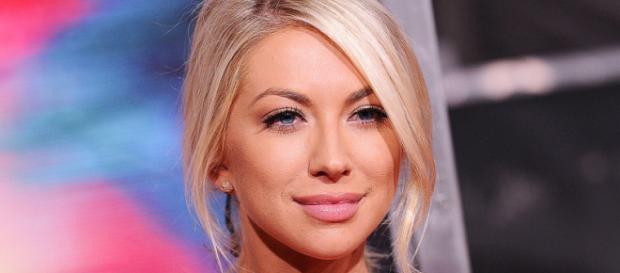Stassi Schroeder revela nuevos detalles sobre el novio Beau Clark Stassi Schroeder revela nuevos detalles sobre el novio Beau Clark