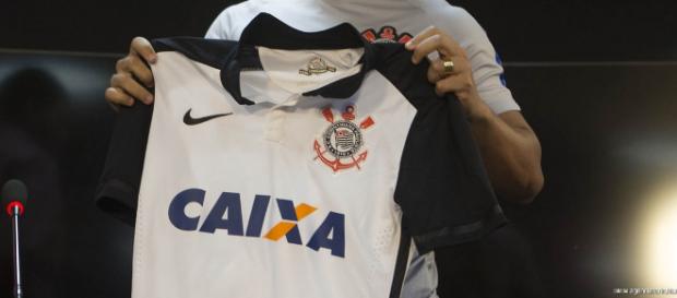 A jogadora chega com muita moral no clube A jogadora chega com muita moral no clube