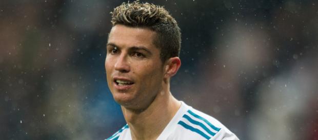 Mercato : L'offre très séduisante reçue par Ronaldo ! Mercato : L'offre très séduisante reçue par Ronaldo !