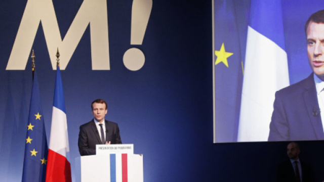 Le Président Macron en marche pour la réforme de l'Etat