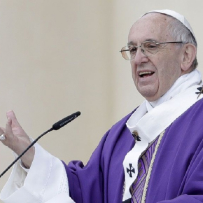 El Papa Francisco advierte contra los charlatanes y falsos profetas