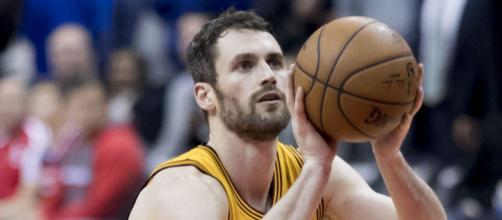 Kevin Love reveals when he will return to the Cavs [Image by Keith Allison / Flickr]