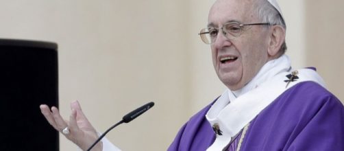 El Papa Francisco advierte contra los charlatanes y falsos profetas