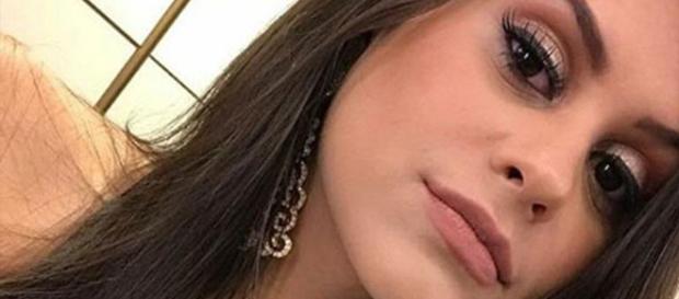 Ana Paula Costa posa sexy e reclama de críticas 'maldosas' (Reprodução) Ana Paula Costa posa sexy e reclama de críticas 'maldosas' (Reprodução)