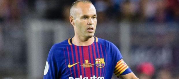 Andrés Iniesta Luján es un futbolista español Andrés Iniesta Luján es un futbolista español