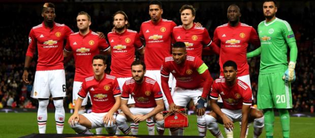 El Manchester United Football Club El Manchester United Football Club