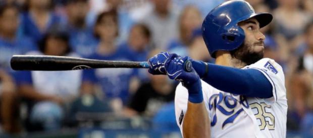 Eric Hosmer, de 28 años, llegó a un acuerdo de $ 144 millones por ocho años para unirse a los Padres de San Diego. Eric Hosmer, de 28 años, llegó a un acuerdo de $ 144 millones por ocho años para unirse a los Padres de San Diego.