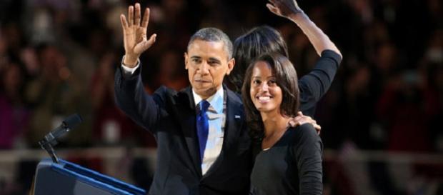 Malia Obama com o pai Barack, quando era presidente Malia Obama com o pai Barack, quando era presidente