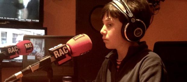 Pere Ribas durante una entrevista radiofónica Pere Ribas durante una entrevista radiofónica