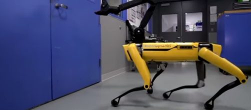 'Black Mirror' comes to life in latest creation at Boston Dynamics [Image via Guardian News / YouTube Screencap]