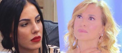 Gossip: gli ex di Uomini e donne snobbano la D'Urso per volere di Maria De Filippi?