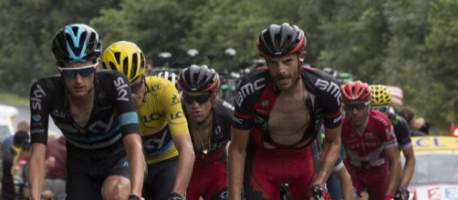 Il Team Sky in testa al gruppo al Tour de France