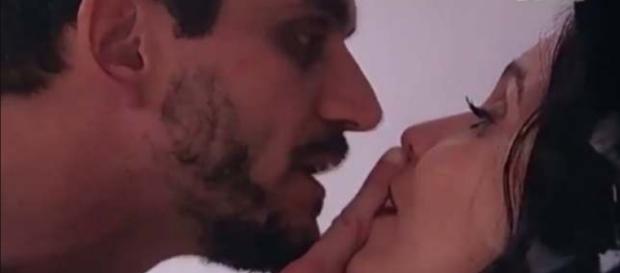 Após violência contra Emilly no BBB, Marcos agride fã em Salvador; vídeo Após violência contra Emilly no BBB, Marcos agride fã em Salvador; vídeo