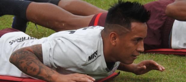 Cueva recusou uma proposta vinda da China Cueva recusou uma proposta vinda da China