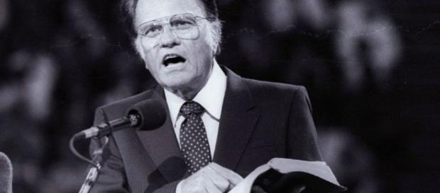 Dear Billy Graham: Happy 99th birthday | Fox News - foxnews.com Dear Billy Graham: Happy 99th birthday | Fox News - foxnews.com