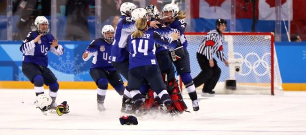 Team USA women's hockey team (Photo via HockeyUS/Youtube screencap) Team USA women's hockey team (Photo via HockeyUS/Youtube screencap)