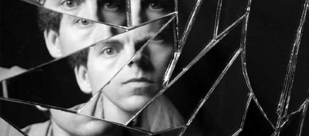 Esquizofrenia: una mirada interior Esquizofrenia: una mirada interior