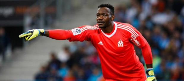 Foot OM - OM : Steve Mandanda bat un très grand record à Marseille ... - foot01.com Foot OM - OM : Steve Mandanda bat un très grand record à Marseille ... - foot01.com