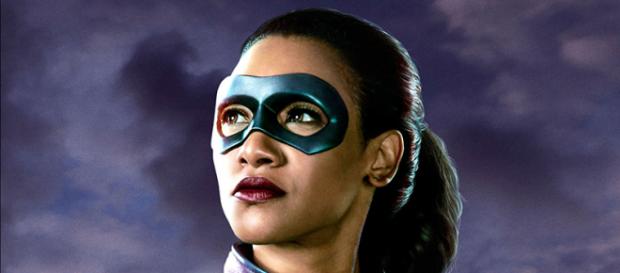 Iris West se enfunda el traje de velocista en The Flash Iris West se enfunda el traje de velocista en The Flash