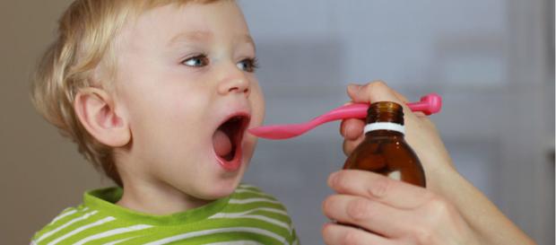 La medicación de niños debe realizarse con cautela y estricto control médico. - proexpansion.com La medicación de niños debe realizarse con cautela y estricto control médico. - proexpansion.com