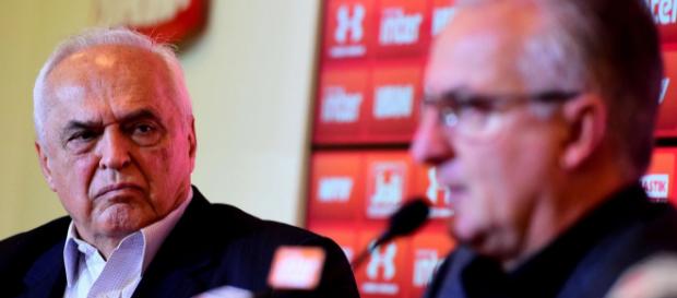 Leco não está nada satisfeito com o trabalho de Dorival Leco não está nada satisfeito com o trabalho de Dorival