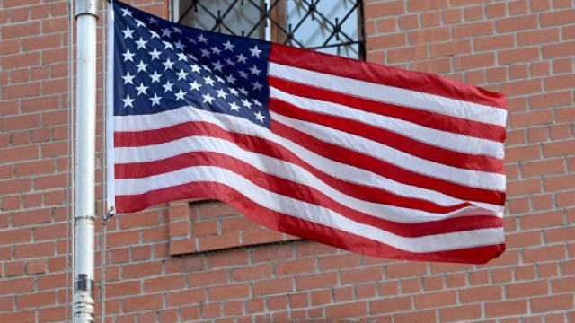 Bomba contro ambasciata americana. L'attentatore si suicida