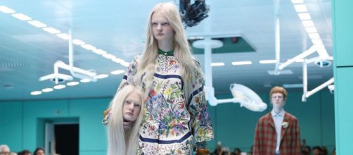 Milano Fashion Week 2018: la sfilata di Gucci tra teste mozzate, doppi e cuccioli di Drago.