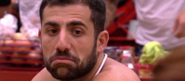 Kaysar é apontado como o grande favorito a vencer o BBB18 Kaysar é apontado como o grande favorito a vencer o BBB18